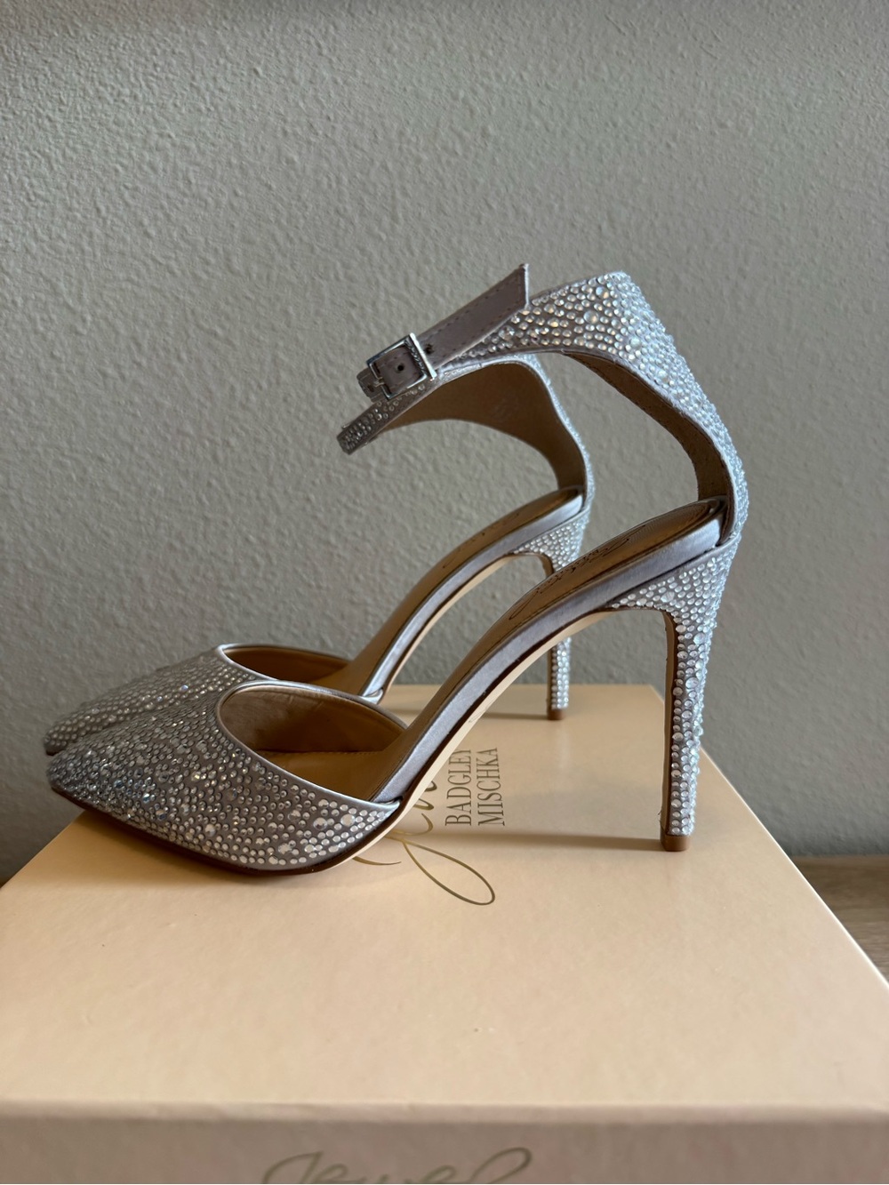 Jewel Badgley Mischka Silver Crystal Ankle-Strap Pumps